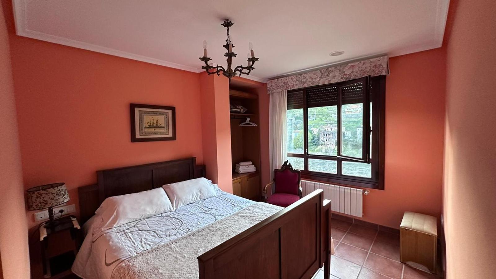 Casa Alpargateiro Guest House Os Peares Екстериор снимка