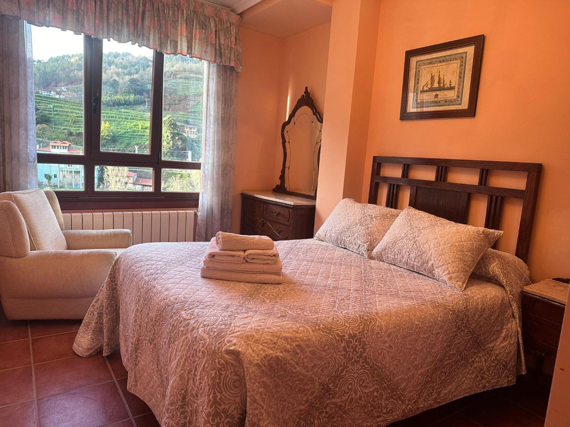 Casa Alpargateiro Guest House Os Peares Екстериор снимка
