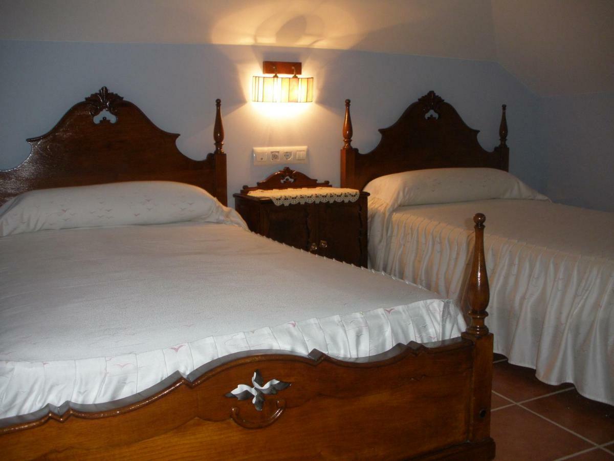 Casa Alpargateiro Guest House Os Peares Екстериор снимка