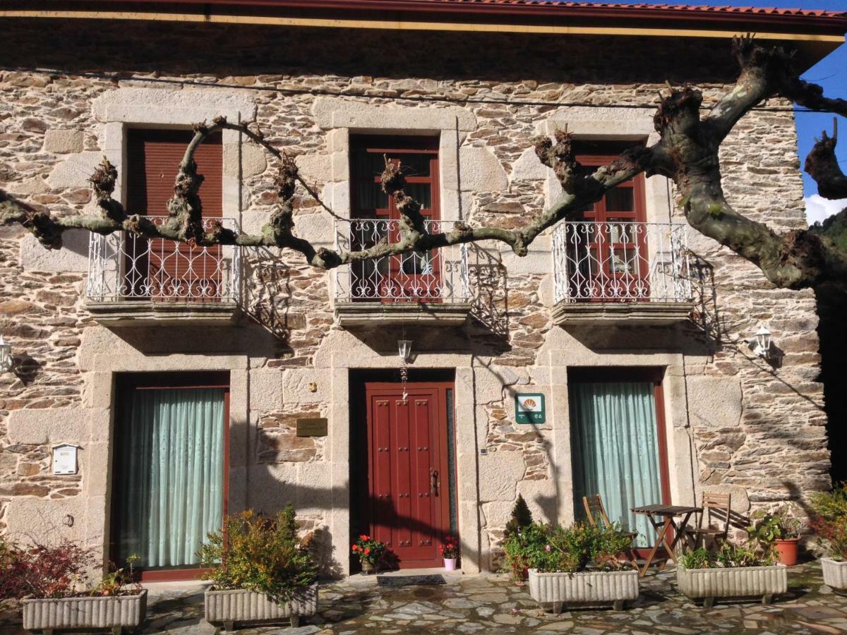 Casa Alpargateiro Guest House Os Peares Екстериор снимка